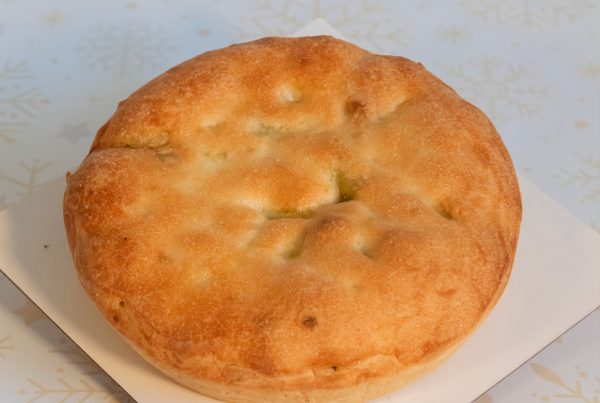 Pizza ripiena con friarielli