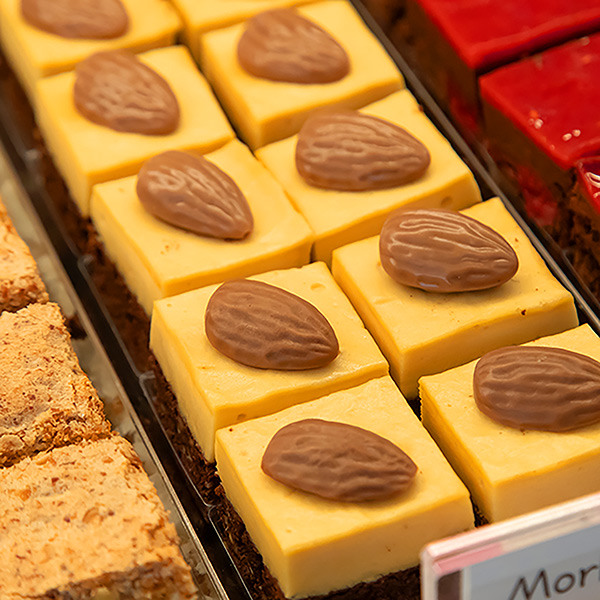 01 Pasticceria Luisè