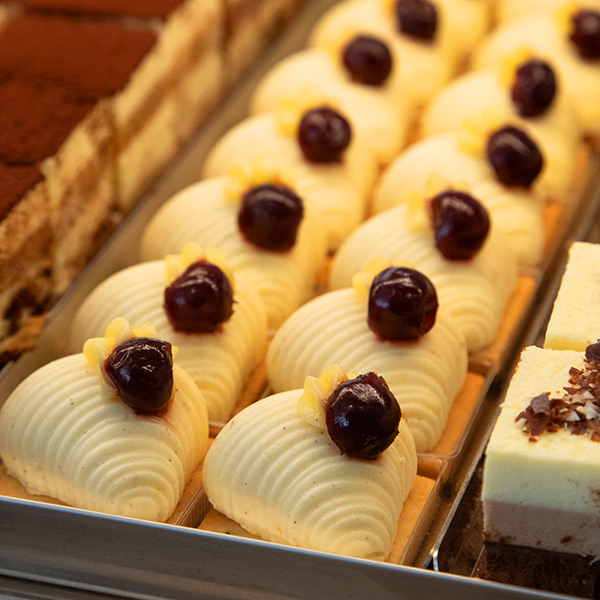 02 Pasticceria Luisè